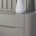 Ver imagem 5 de Mesa de Cabeceira Bend 3 Gavetas Incolar Grigio com Pé Dourado