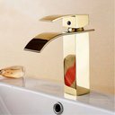 Ver imagem 4 de Torneira Cascata Inox Dourada Monocomando Luxo Lavabo Banheiro Bancada Mesa Misturador Agua Fria