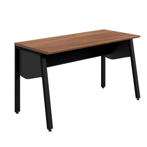 Mesa Escrivaninha com 135cm Industrial Tampo Chanfrado e Pés Metálicos Executive Nogal e Preto