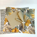 Ver imagem 1 de Kit Premium Mesa Posta Jogo Americano 6 Lugares Dupla Face Impermeável Floral Amarelo Cinza com Guar