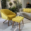 Ver imagem 2 de Kit Poltrona Giovana Giratória Ferro e Madeira, Puff Capitonê Luxo e Almofadas em Sued Premium: Amar