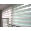 Ver imagem 3 de Persiana Rolo Double Vision Zebra 200larg x 220alt Branca com bando - Sala/ Escritório/Quarto/Sacada