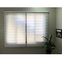 Ver imagem 2 de Persiana Rolo Double Vision Zebra 200larg x 220alt Branca com bando - Sala/ Escritório/Quarto/Sacada