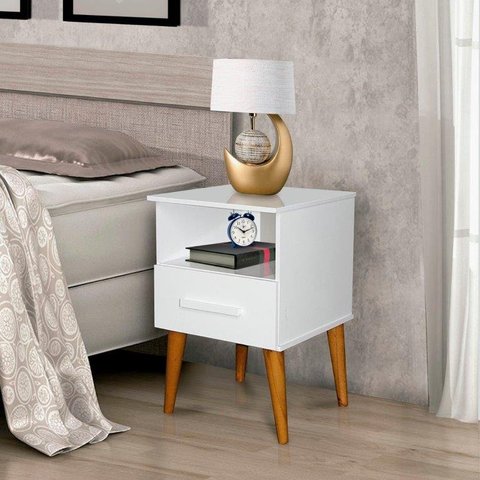 Mesa de Cabeceira Per Estilo Retrô com Pés em Madeira 1 Gaveta Cor Branco Rm