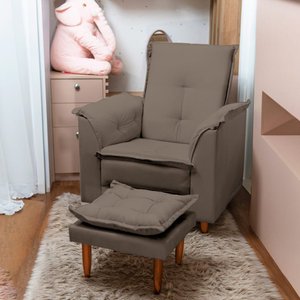 Poltrona da Vovó e Puff Luna Suede Cappuccino Pés Palito Tana Decor Newbelle Decor
