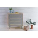 Ver imagem 1 de CÔMODA PARA QUARTO MADEIRA MACIÇA 4 GAVETAS CELESTE NATURAL E CINZA CONCRETO 90X40X98CM