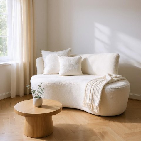 Namoradeira Yara 120cm em Bouclé com 2 Almofadas ? Conforto, Estilo e Elegância para Decorar Seu Amb