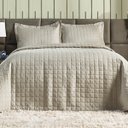 Ver imagem 1 de Kit Colcha Cobre Leito Casal King Size 3 Peças Cama 300 Fios Porta Travesseiro Cores Vivas Bege