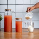 Ver imagem 5 de Kit 3 jarras de vidro borossilicato suco com tampa de bambu - Oikos