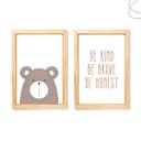 Ver imagem 1 de 2 Quadros Decorativos Urso Escandinavo Boho Frase Be Brave:pinus