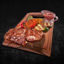 Ver imagem 4 de Tábua para Churrasco Gourmet Royal em Madeira Maciça com Pés Emborrachados