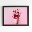 Ver imagem 1 de Quadro Vaso de Flores Rosa Minimalista Moldura Preta 60x40cm