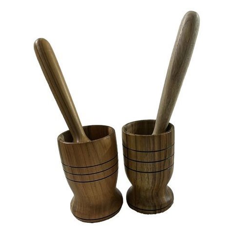 Pilão de Madeira Artesanal 12 Cm com Mão 23 Cm Teixeira:marrom