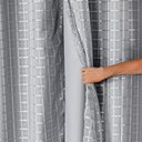 Ver imagem 2 de Cortina Blackout Pvc com Tecido Voil Xadrez 2,80 M X 2,30 M - Cinza