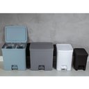 Ver imagem 6 de Kit 2 Lixeiras de Pedal com Aro Interno 6 Litros para Banheiro Polipropileno Trium Preto