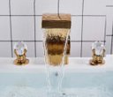 Ver imagem 2 de Torneira Misturador Lavabo Banheiro Duplo Comando Dourada