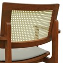 Ver mais imagens de Banqueta Alta Bistrô Gus com Braços Madeira Maciça Encosto Telinha Assento Anatômico - Amêndoa Estof