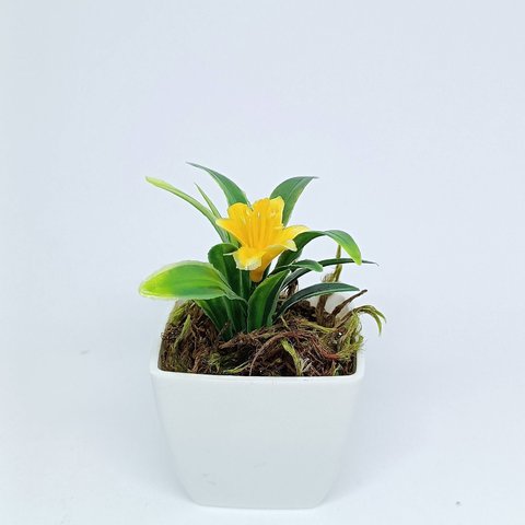 Vasinho Decorativo Quadrado com Planta Artificial Hortênsia - Amarelo