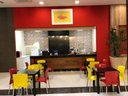 Ver imagem 5 de Conjunto 1 Mesa Quadrada e 4 Cadeiras com Pés de Alumínio Cor:preto e Amarelo