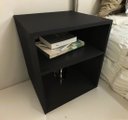 Ver imagem 2 de Kit 2 Mesa Cabeceira Nicho Quarto 39x50x37 Preto Pés Amadeirados
