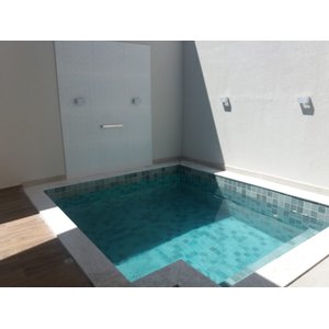 Borda Piscina Atérmica Linha Prime 50x50x2cm  Branca - Areia de Quartzo Ind. Cimentícia