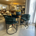 Ver imagem 2 de Banqueta Debora Concha Veludo Verde Design Sofisticado e Acabamento Premium