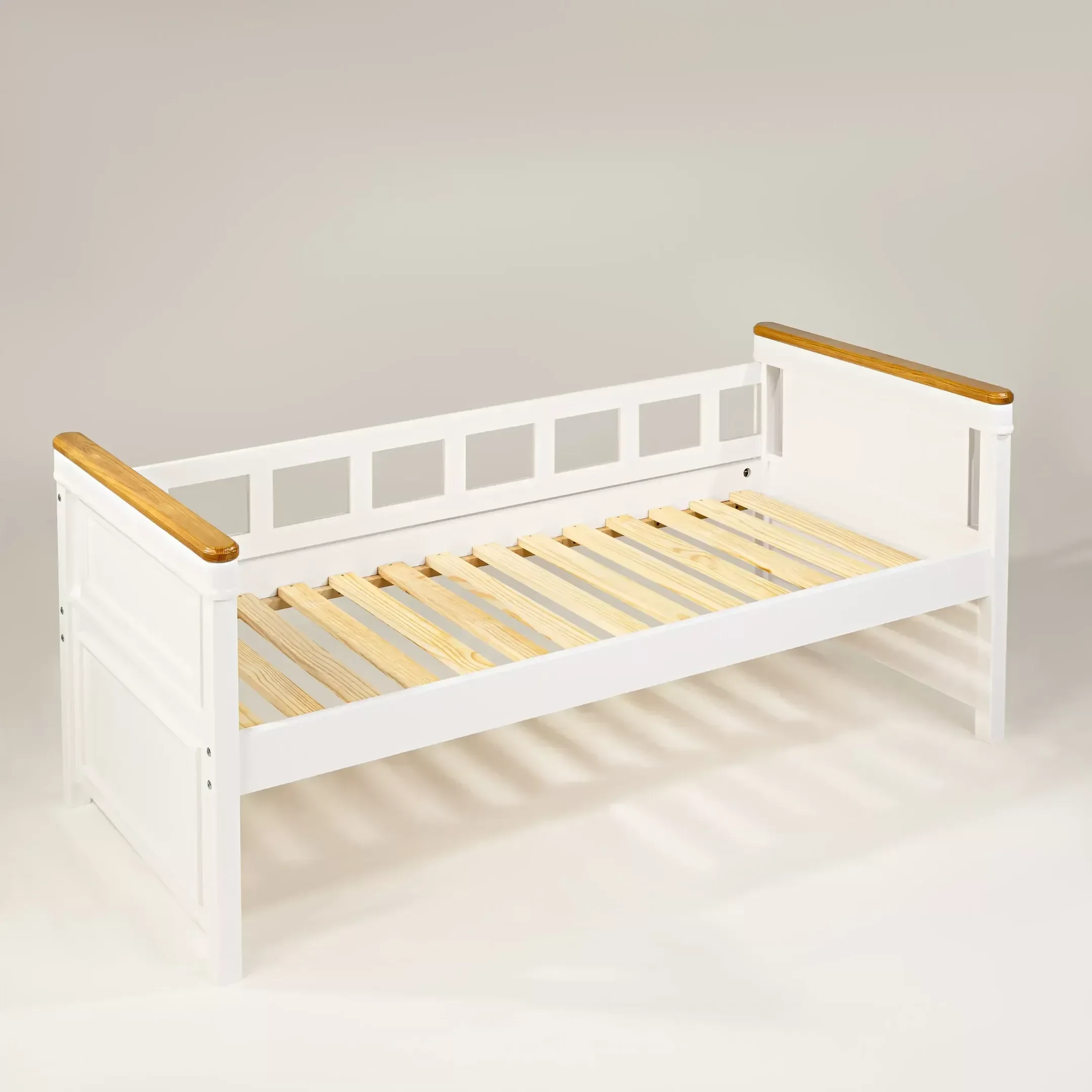 Ver imagem 2 de Cama Infantil Babá Encanto