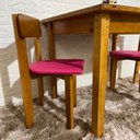 Ver imagem 4 de Conjunto Infantil de Madeira Mesa com 2 Cadeirinhas Estofadas Cor:cadeiras Rosas