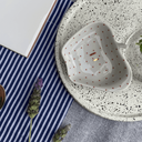 Ver imagem 2 de Pratinho de Porcelana Maçã Mini Pois - Casa Toco