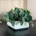 Ver imagem 4 de Vaso Centro de Mesa Branco Trabalhado com Planta Eucalipto