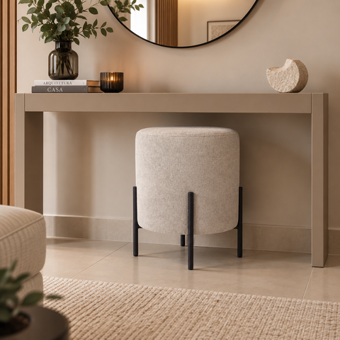 Puff Siena Decorativo Sala Quarto Tecido Boucle Puf Redondo Pés de Metal