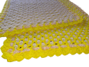 Ver imagem 2 de Tapete Sala Quarto 50x75 Crochê Dupla Face Artesanal Amarelo Branco