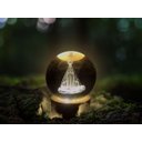 Ver imagem 2 de Luminária Abajur Nossa Senhora Led Usb Enfeite Decorativo Esfera de Vidro 3d Base de Madeira