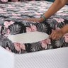 Capa de Colchão King 40cm com Zíper Protetor de Malha Estampada 1 Peça:23 Flor Rosa e Cinza - 2