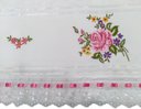 Ver imagem 3 de Jogo de Toalhas de Banho e de Rosto Bordadas. Estampa: Ramalhete de Flores. Cor Branco Dohler Artesa
