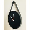 Relógio Decorativo Adnet Preto Alça Corino Preta Mostrador Preto Ponteiro Branco 20cm Redondo - 3