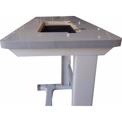 Bancada com Furo para Máquina Doméstica