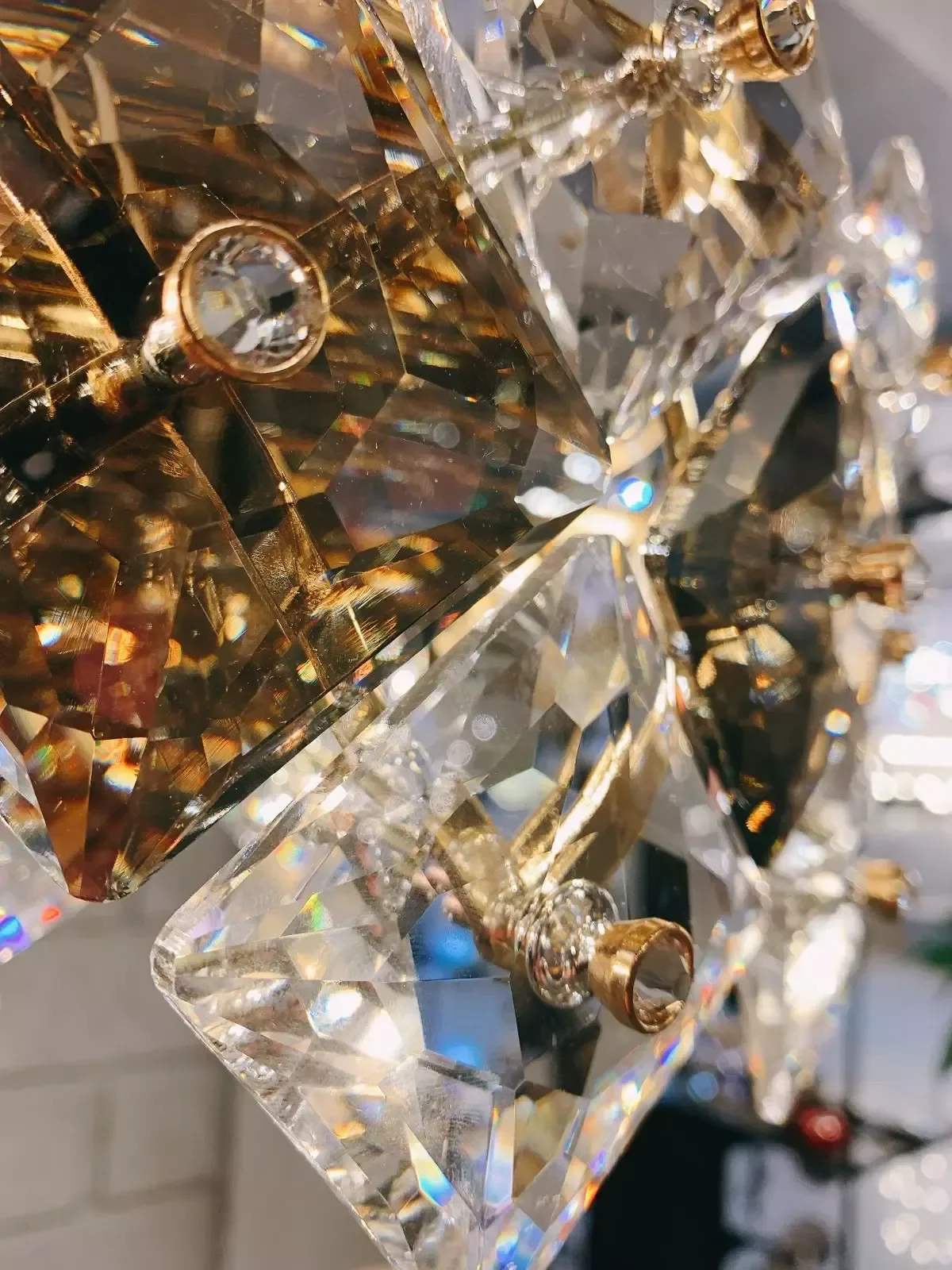 Ver imagem 4 de Pendente/lustre Ø88x17cm Monaco Metal Dourado com Cristais Transparentes 12 Lâmpadas E14 Tupiara