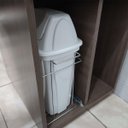 Ver imagem 4 de Lixeira Deslizante 14L Mobile Dimec Corrediças Trilho para Armário Cozinha Simples Branca