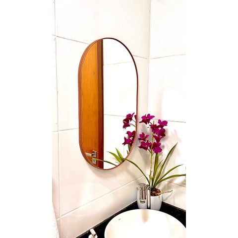 Espelho Decorativo Adnet Oval Orgânico 50x80 Cm + Pendurador:caramelo