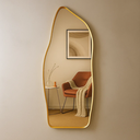 Ver imagem 1 de Espelho Orgânico Magnus 90x40cm com Moldura Dourada – Design Moderno para Quarto, Banheiro e Sala