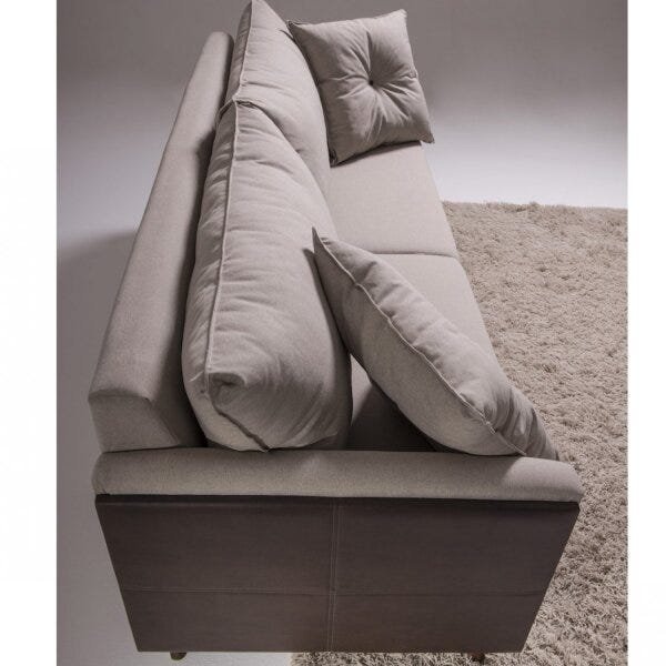 Sofá 4 Lugares com Pés em Imbuia Gales Sofáni MadeiraMadeira