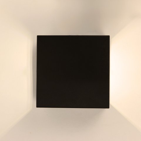 Mini Arandela Led Preta 3w 2 Fachos 3k 270lm Ip66 Bivolt