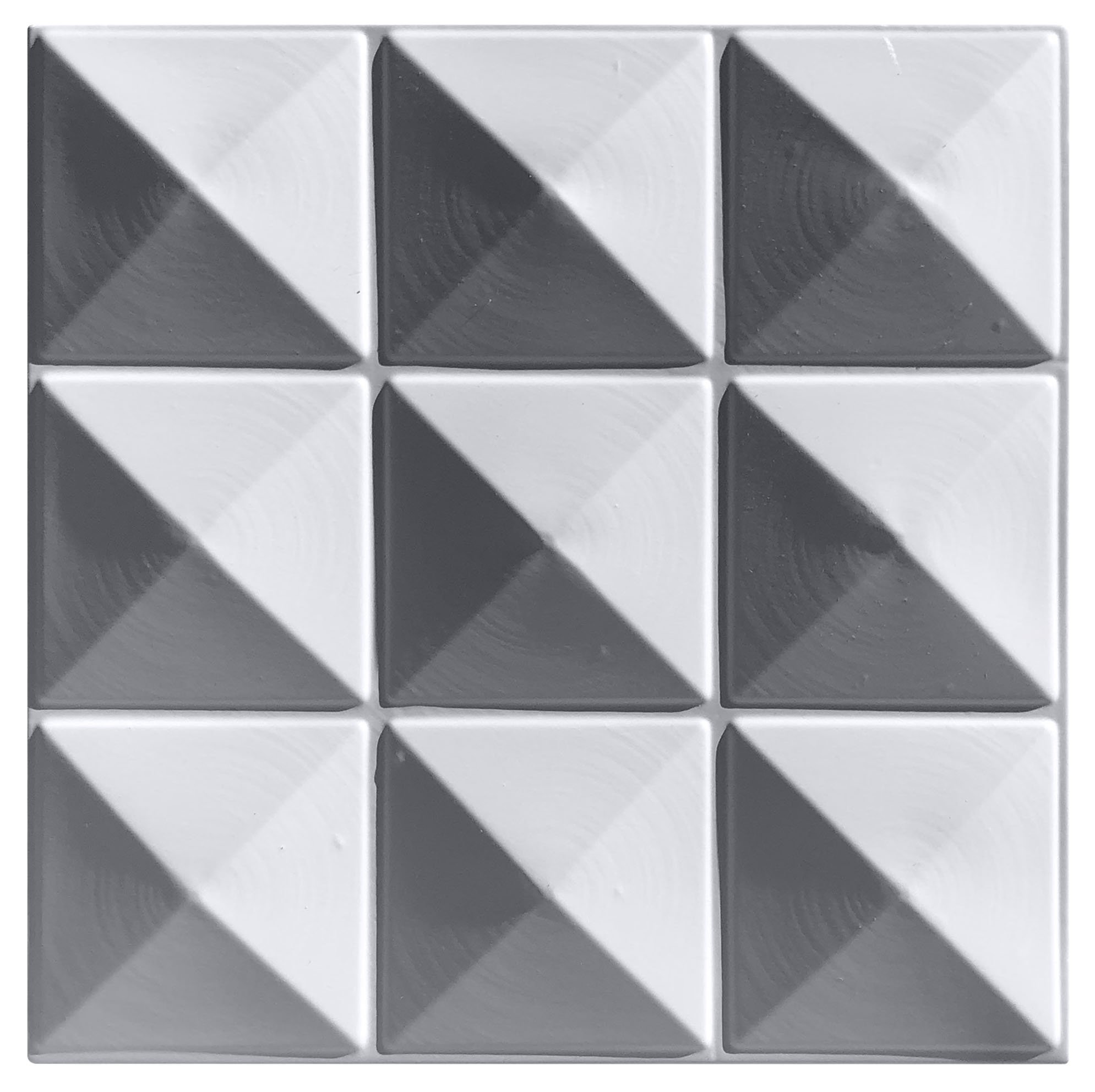 Forma 3D Gesso e Cimento ABS - Pirâmide 40x40 - 3