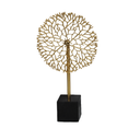Ver mais imagens de Escultura Decorativa Coral em Alumínio Dourado com Base de Mármore Preta 16 cm