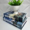 Kit decoração 2 livros na cor azul + vaso branco pedestal - 3