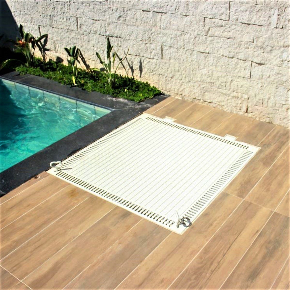 Tampa Casa Máquina Piscina Lisa Articulada Grelha 80x80cm B1 - 9
