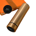 Ver imagem 1 de Garrafa Térmica Portátil 500ml Termômetro Aço Inox Tampa Touch Led Cor: Dourado