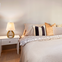 Ver imagem 2 de Abajur Luminária Mesa Madeira Mdf Sala 35x27 Mesa de Cabeceira Cor:marfim