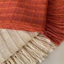 Ver imagem 6 de Kit 2 Manta para Sofá e Peseira de Cama Terracota e Cru Detalhe em Quadriculado 1,20x1.80